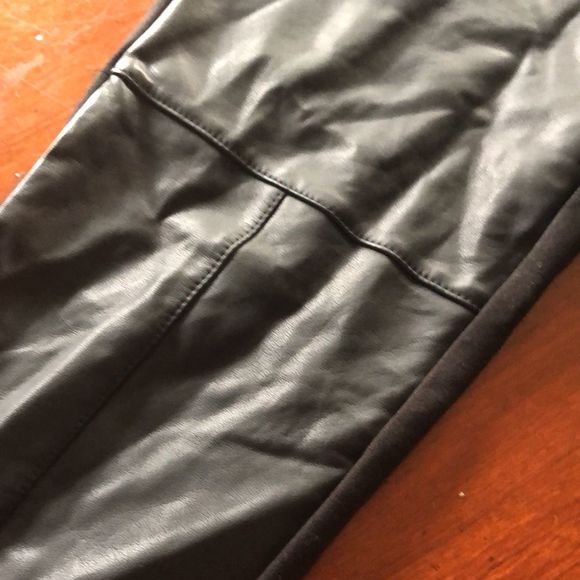 Princess Vera Wang self face faux leather legging sz 5 exposed gold back zipper - Picture 11 of 12